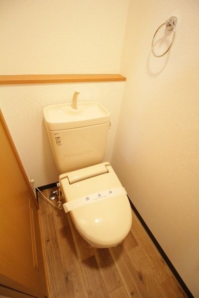 【トイレ】　うれしいバス・トイレ別♪